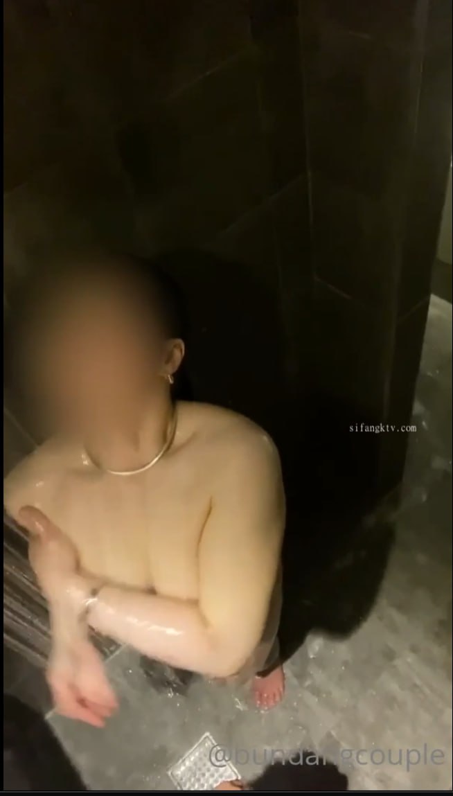 ?我會成為一個好繼母??我會操你直到你讓我充滿精液????